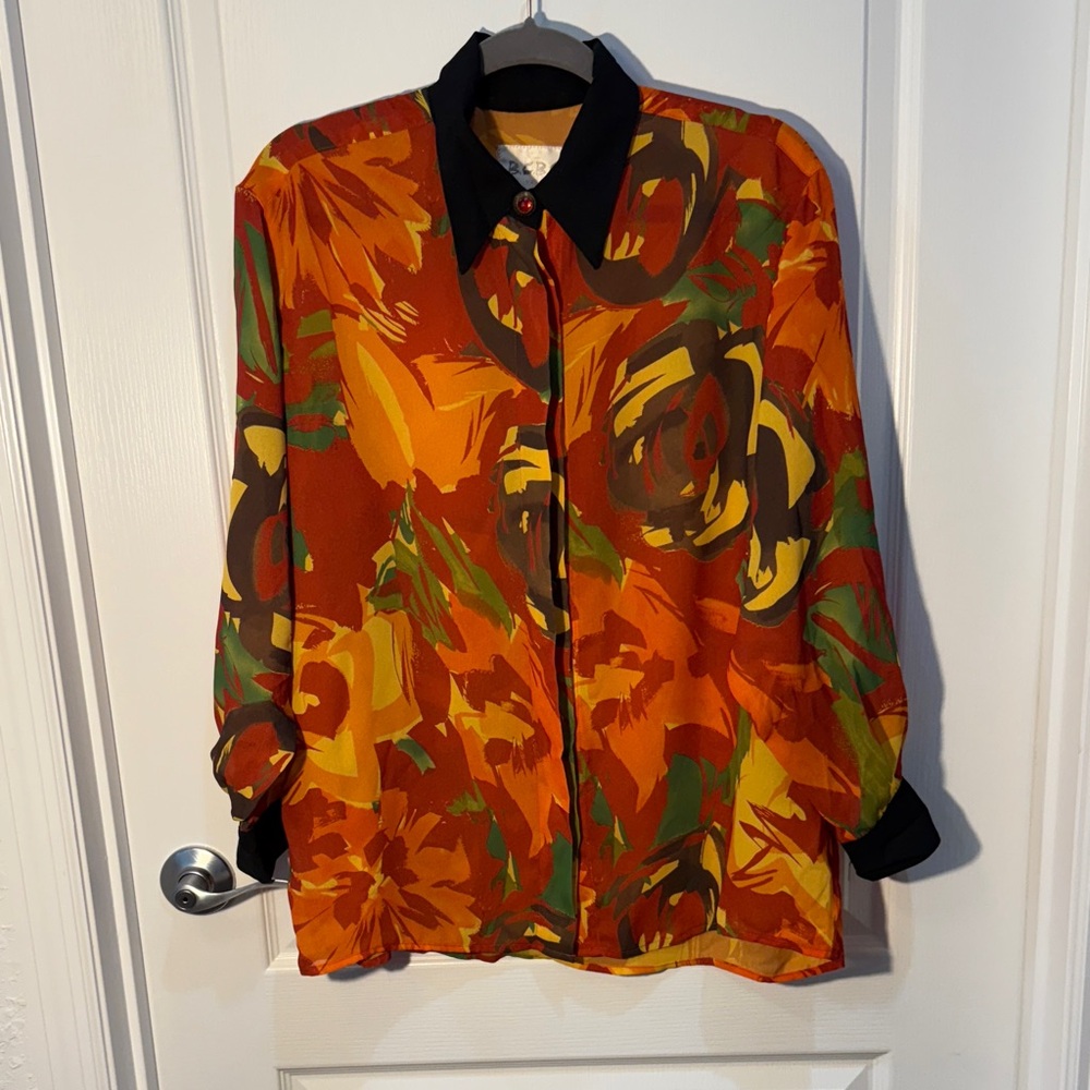 BCBG Vintage Women’s Blouse Black Red Yellow Jeweled Cuffs Black Trim XL